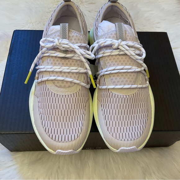 Sorel Kinetic Impact Lace Up Sneakers - Size 8 - New in Box - Picture 3 of 12